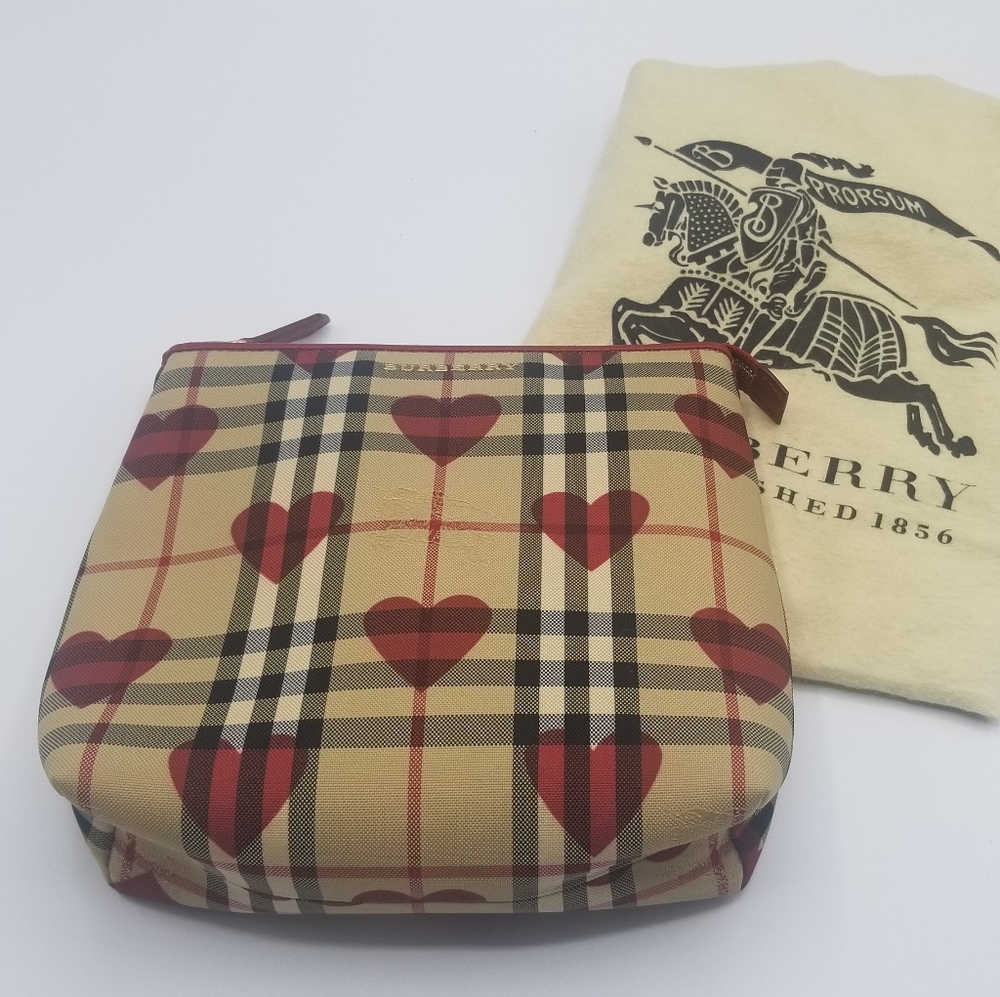 BURBERRY Hearts Clutch or Cosmetic Case NWOT *** VALENTINES ***